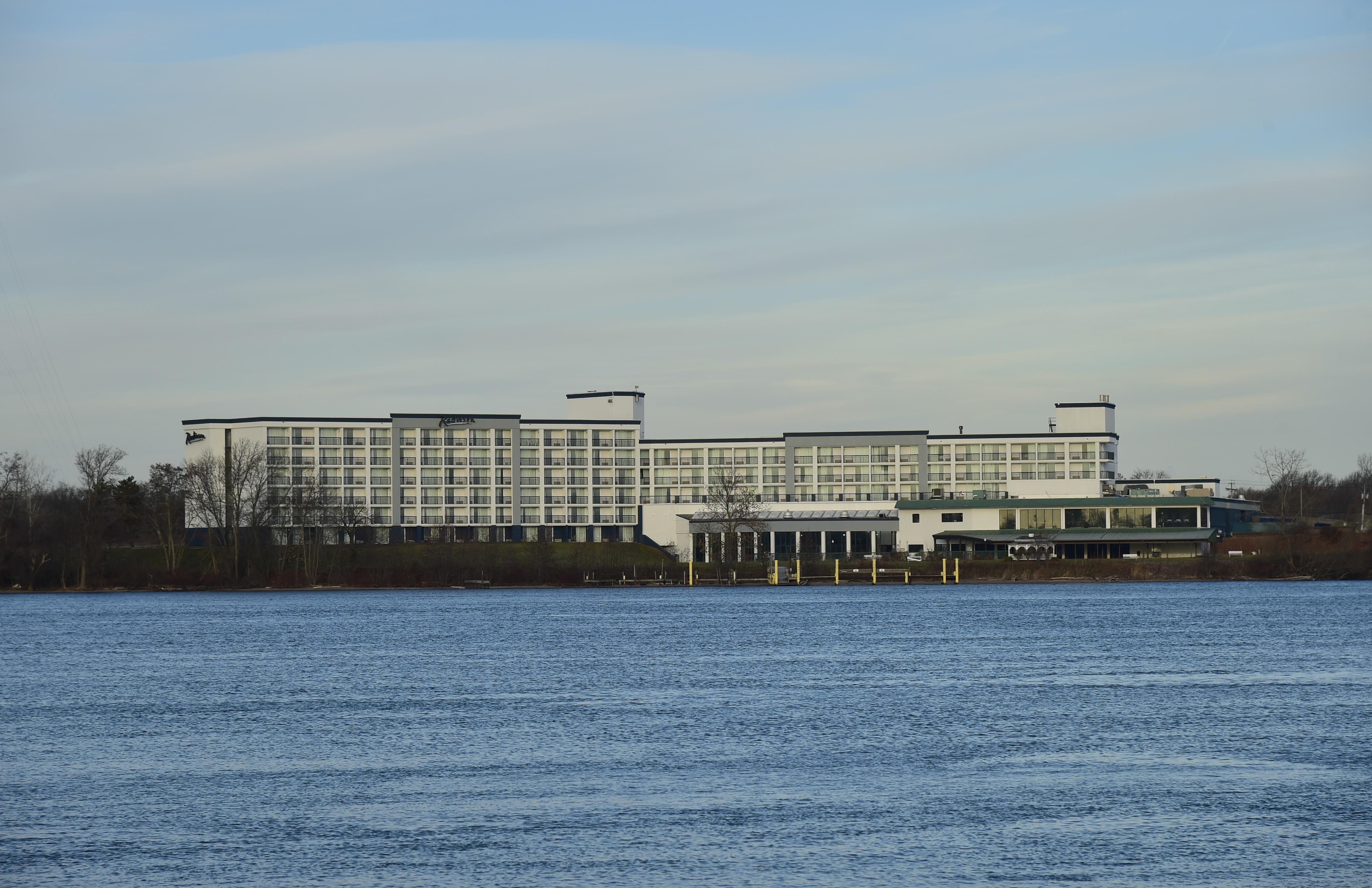 Radisson Hotel Niagara Falls-グランドアイランド エクステリア 写真